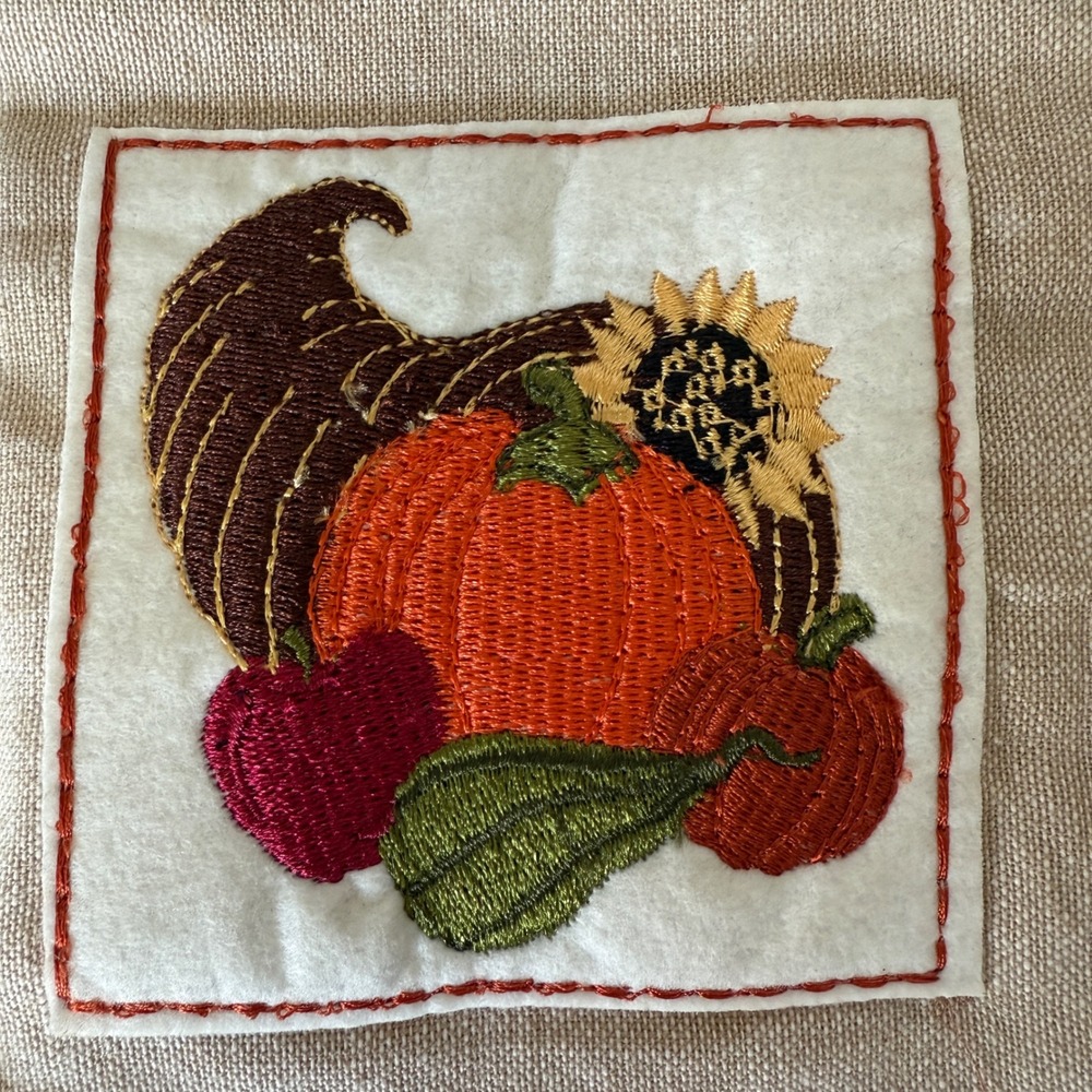 Vintage Embroidered Cornucopia Pumpkin Apple Gourd Fall Autumn Kitchen Towel